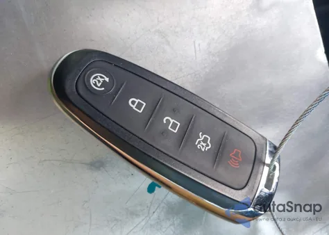 2018 Ford Focus Titanium from USA, damaged, VIN 1FADP3J22JL232748